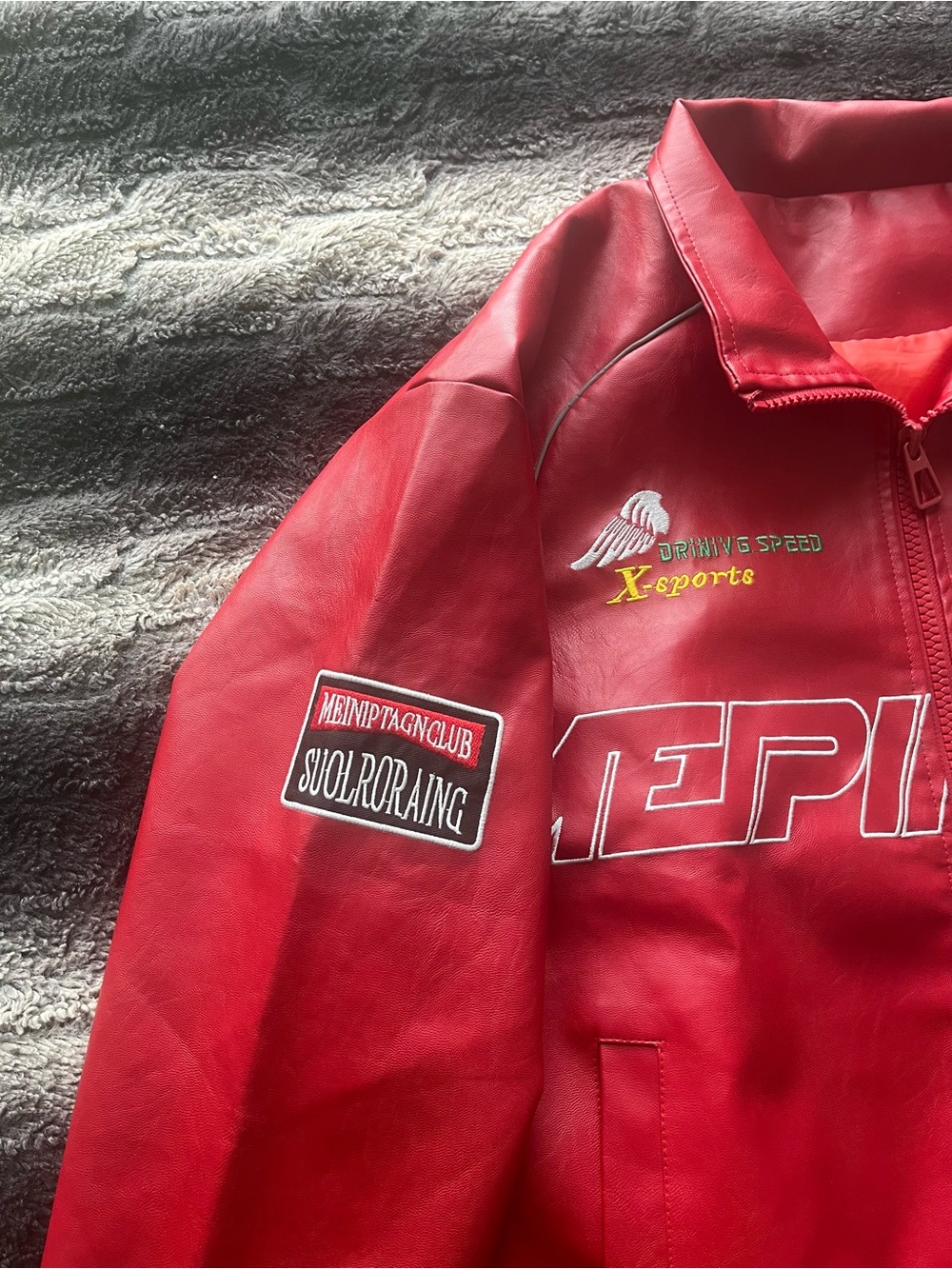 Red leather Racing Jacket - Picture 4 of 5